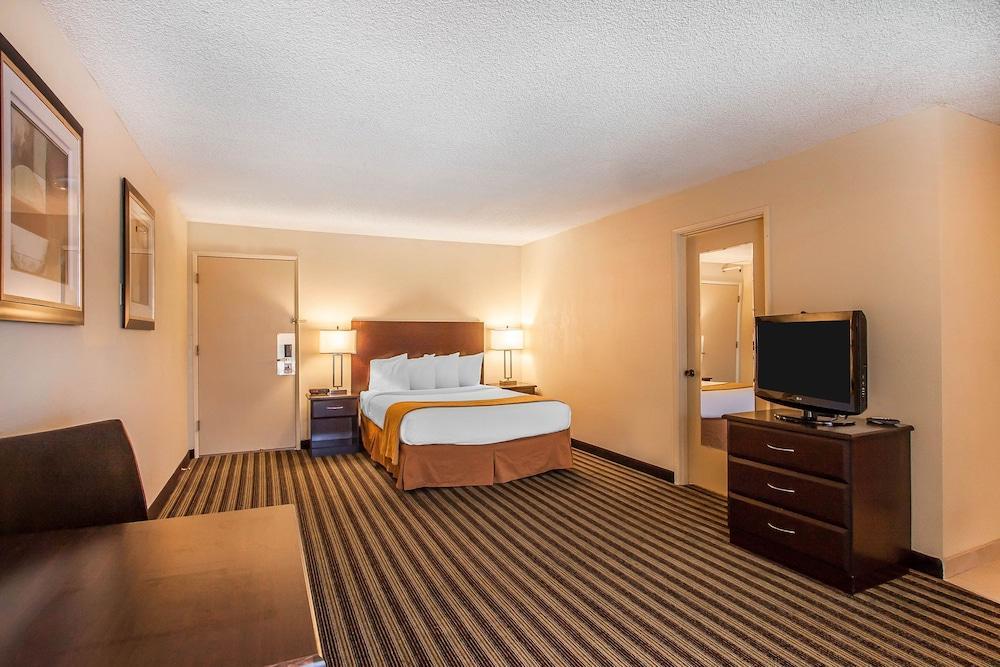 Quality Inn & Suites Vancouver - Hazel Dell Esterno foto