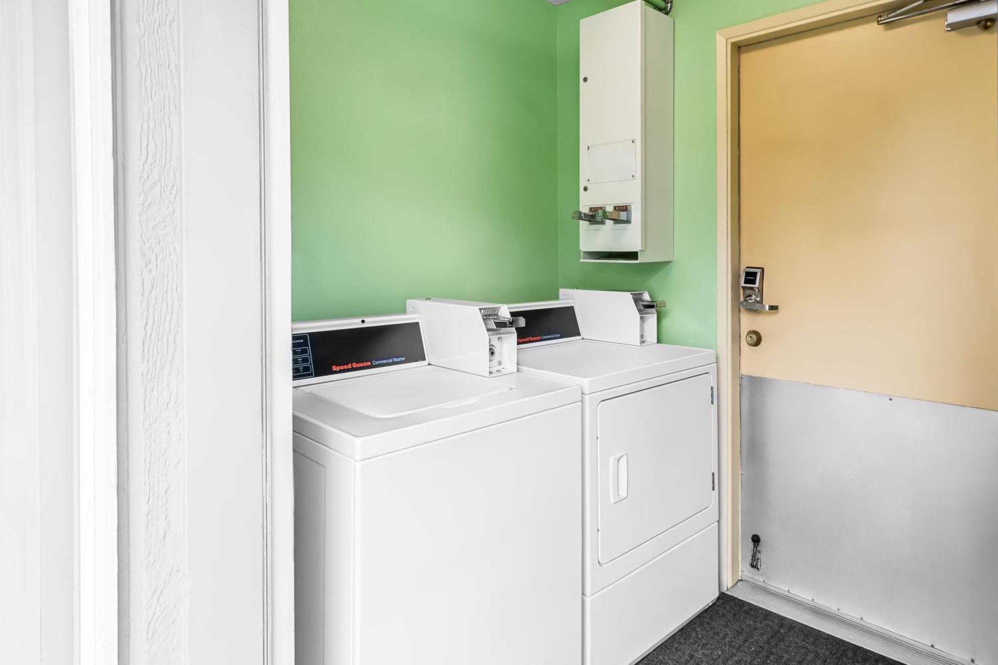 Quality Inn & Suites Vancouver - Hazel Dell Esterno foto