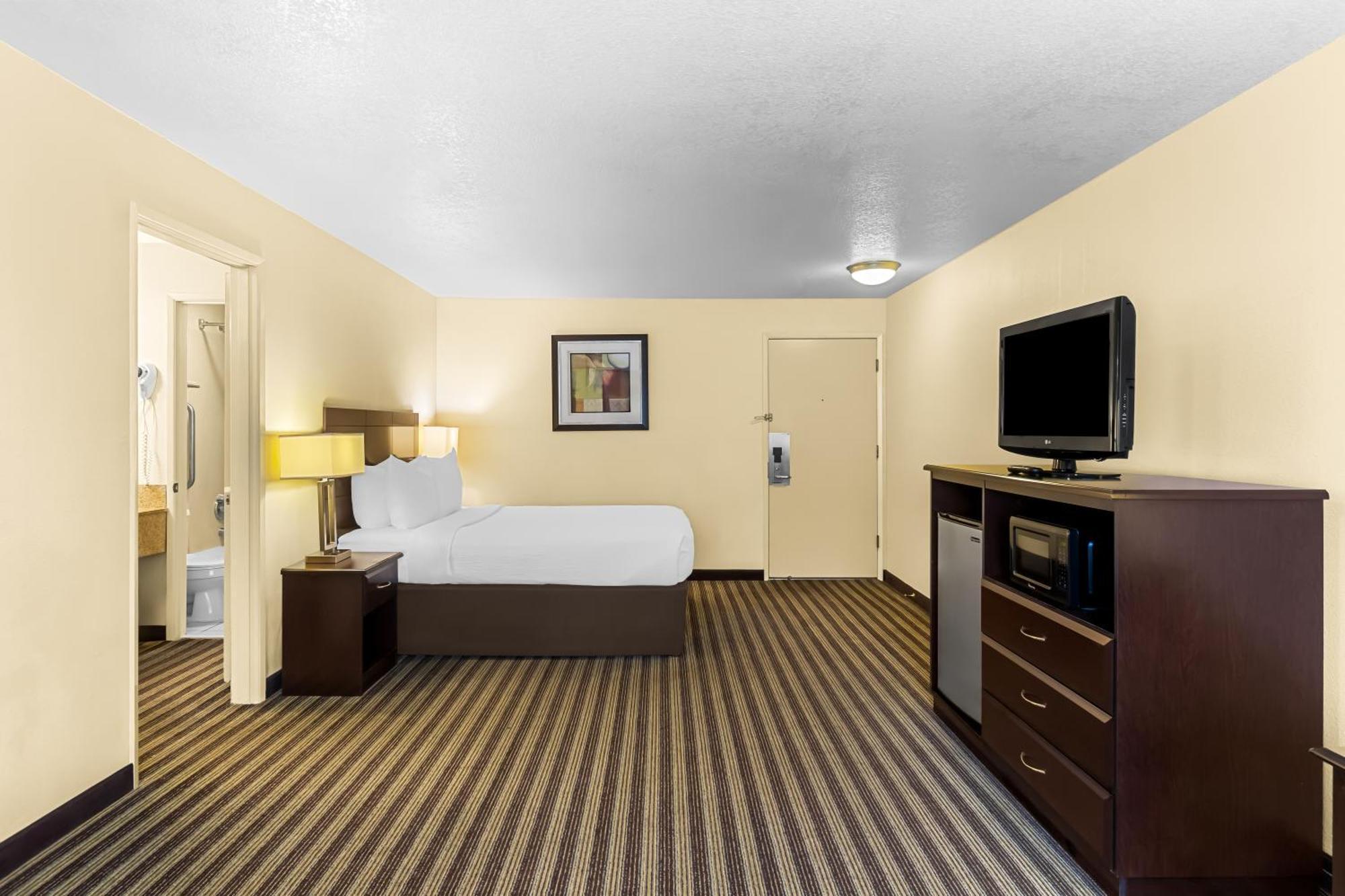 Quality Inn & Suites Vancouver - Hazel Dell Esterno foto