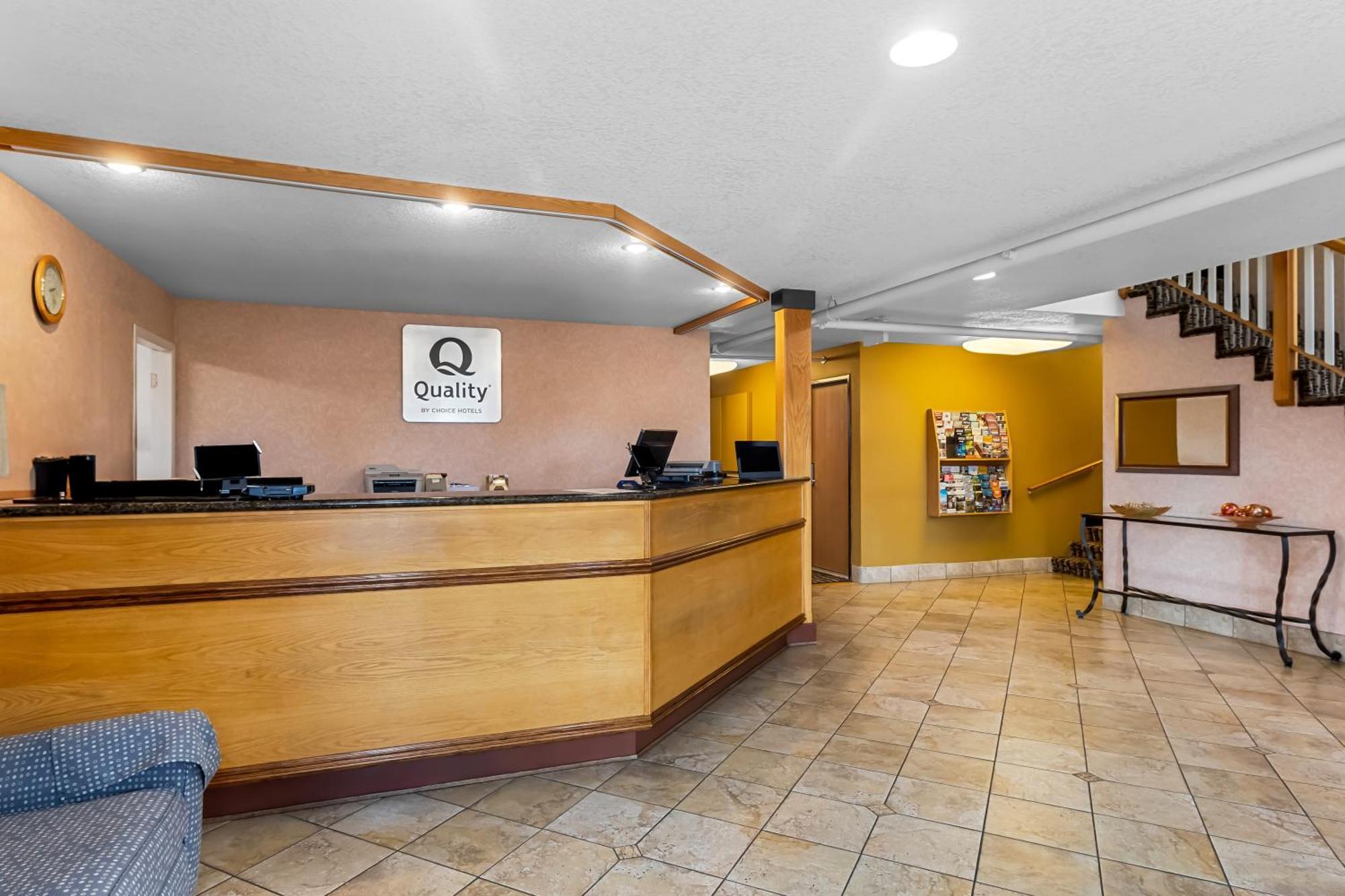 Quality Inn & Suites Vancouver - Hazel Dell Esterno foto