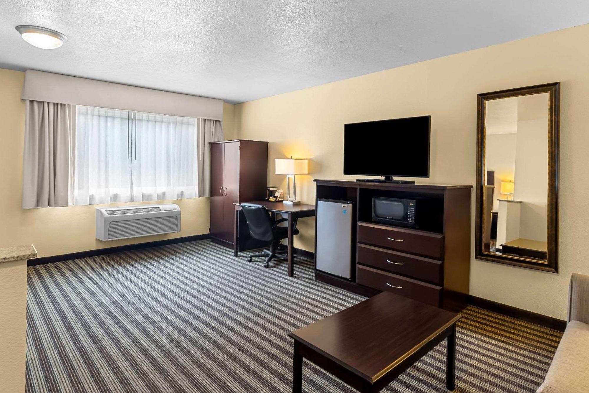 Quality Inn & Suites Vancouver - Hazel Dell Esterno foto