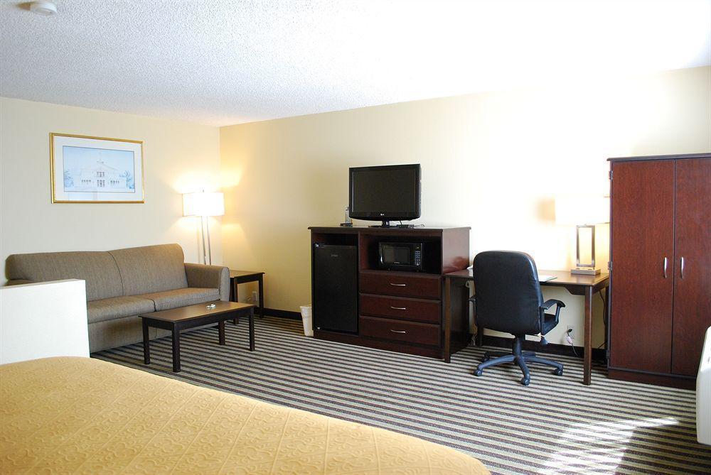 Quality Inn & Suites Vancouver - Hazel Dell Esterno foto