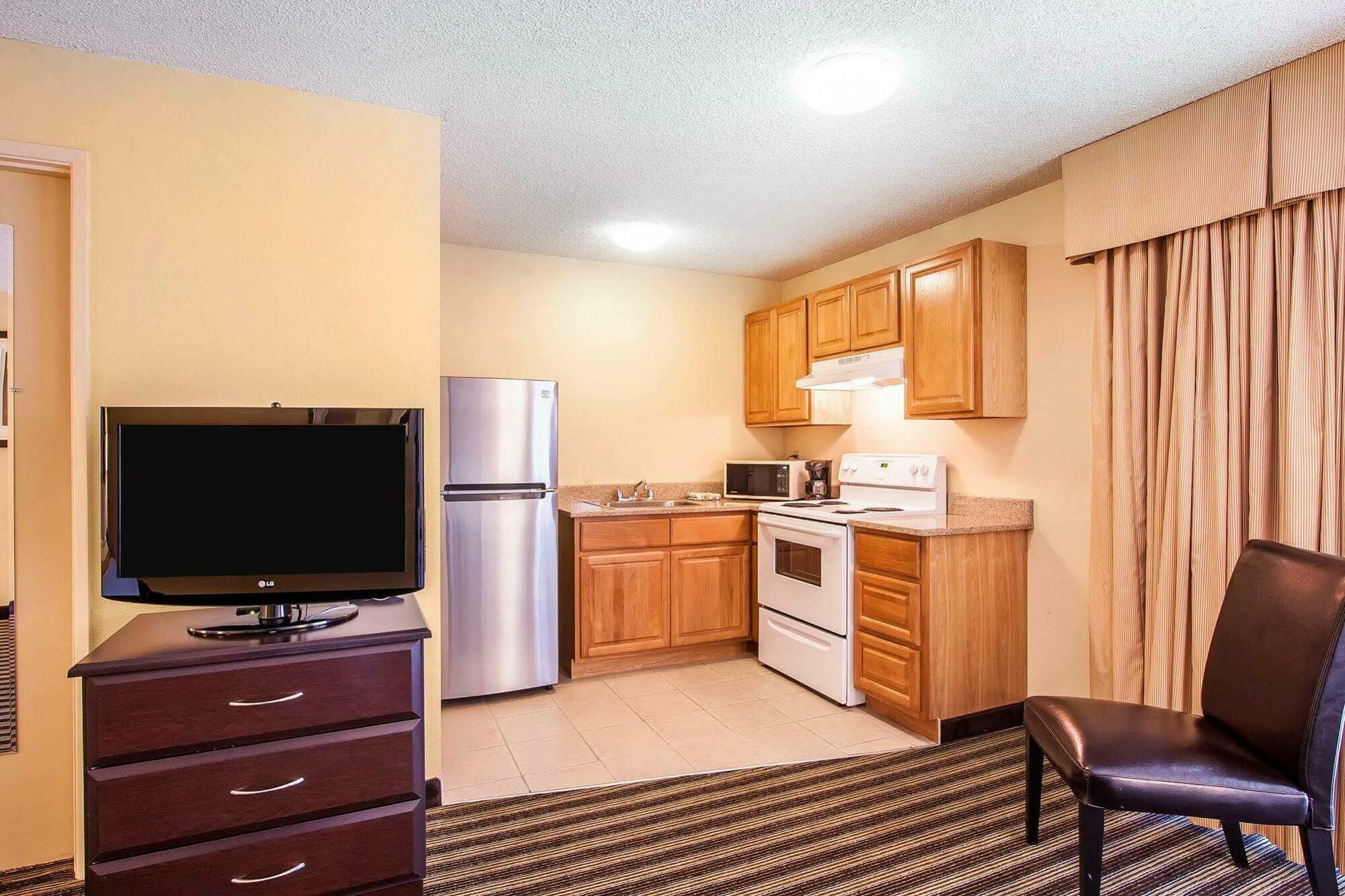 Quality Inn & Suites Vancouver - Hazel Dell Esterno foto